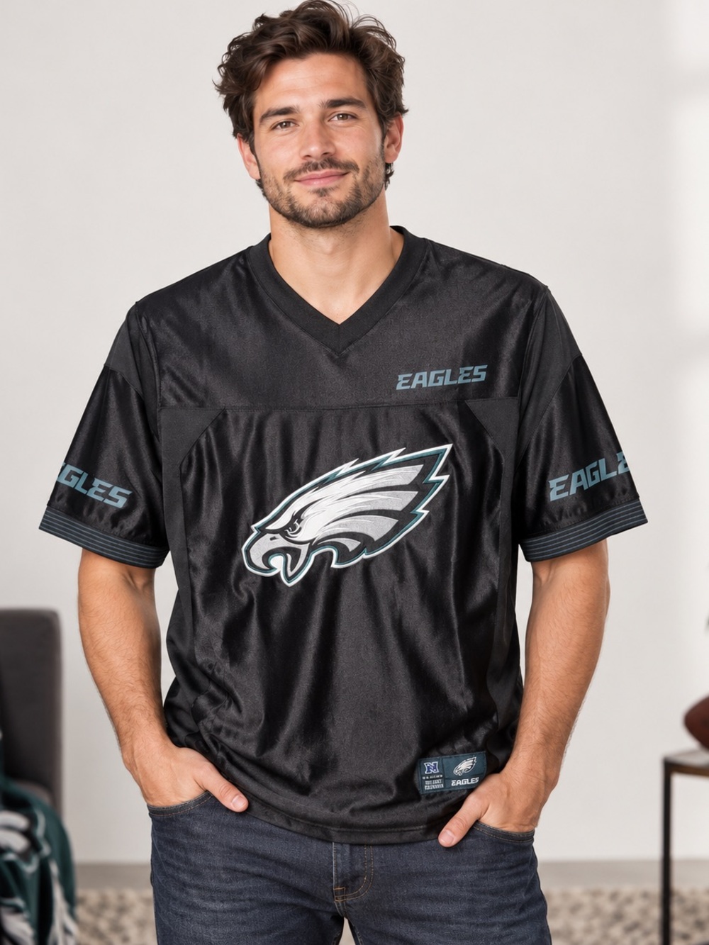 Philadelphia Eagles NFL Team Apparel Black Jersey Men’s Large Embroidered Logo